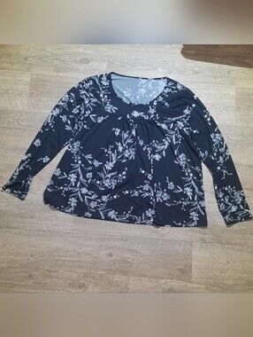 Women's Black Floral Scoop-Neck Top